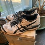 ASICS Volleyball Shoes Womens - includes knee pads Photo 3