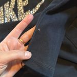 Nike  SILVER FOIL LOGO BLACK BASIC SWEATSHIRT Photo 4