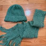 Elegant Teal Knit Scarf and Hat Set – Soft, Warm & Stylish Winter Accessory Green Photo 9