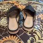 Adrienne Vittadini  BLACK MULE FLATS SZ: 6.5 Photo 1