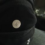 Lululemon Women's Size 6 Dottie Tribe White Black Speed Short Photo 4