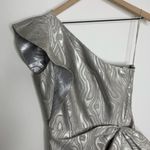 Saylor Woodgrain Jacquard One Shoulder Dress Silver Metal Womens New Small Photo 7