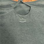 Beyond Yoga Spacedye Slim Racerback Cropped Tank Dusty Forest Heather Size Small Photo 3