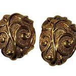 Barrera For Avon Gilded Venetian Mist Gold Tone Statement Clip On Earring Signed Photo 0