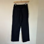 Athleta Trekkie Drawstring Womens Straight Crop Pant Size 4 tall Black #988054 Photo 2