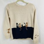 AA & ZZ Womens M Beige & Blue Embroidered Cat Sweater Color Block Kitty Pawprint Size M Photo 0