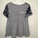 kim rogers  Women’s Short Sleeve Blue White Blouse‎ Size Medium Photo 2