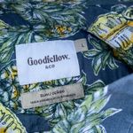 Goodfellow & Co  slim fit pineapple Hawaiian button up  Photo 2