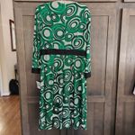 Anne Klein Women's Sleeve Circle Pattern Stretch Silk Dress Camellia/Envy Size 6 Photo 2