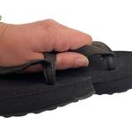 Columbia  Women Leather Top Flip Flops Black Size 6 Photo 4