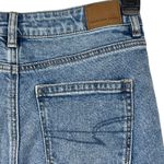 American Eagle SZ 4 LONG Mom Jeans Distressed / Rips Mid-Rise Zip-Fly Whiskered Photo 7