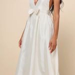 Lulus NWT Lulu’s Elegant Destiny Cream Sleeveless Bow Midi Dress large wedding guest Photo 3