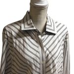 Jones New York  Signature Woman Button Down Shirt Photo 1