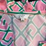 Crown & Ivy Women’s Sleeveless Blouse Green And Pink Split Neck Scallop Hem Sz M Photo 1