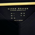 Susan Graver  Women’s Navy V-Neck Short Sleeve Top Size Large Photo 2