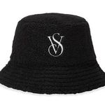 Victoria's Secret 
Reversible Teddy Bucket Hat Photo 0
