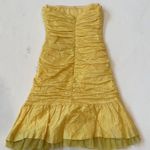 BCBGMAXAZRIA Bamboo yellow ruched strapless cocktail dress 0 NWT Photo 4