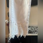 Rock & Republic  Crisp distressed White Jeans Photo 1