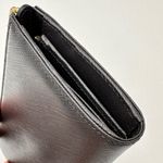 Salvatore Ferragamo -FERRAGAMO
Dark Gray Leather Zip Around Wallet Excellent condition. Photo 2