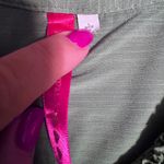 Heart soul  Green Top Photo 4