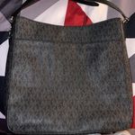 Michael Kors Mk Jet Set Messenger Bag Photo 2