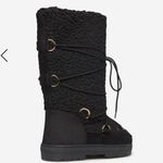 Shoedazzle Black Sherpa Boots Photo 2