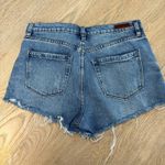 BLANK NYC  The Barrow Vintage High Rise Shorts Size 28 Photo 4