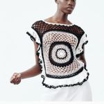 ZARA NWOT  Woman Black & White Crochet Short Sleeve RUFFLED Top Photo 8