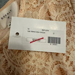 Everly NWT cap sleeve lace romper light pink size S Photo 3