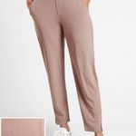 Athleta  Brooklyn Textured Ankle Pants Sz 10 Grain Camo Mocha Latte Photo 1