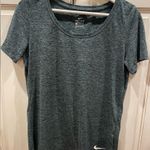 Nike  Dri-Fit Women's MEDIUM Heather Gray Short Sleeve Activewear Top Photo 1