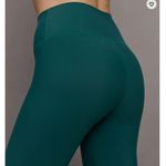 CARBON38 High Rise Leggings in Melt Ponderosa Pine Size M $108 Green Size M Photo 2