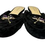 Nine West  Bonnelyn Black Crushed Velvet Dragonfly Slip On Flat Mules Shoes Sz 7 Photo 4