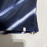 Lady Hagen Golf Top Women's XS Navy Blue Shibori Striped Split Neck Sleeveless Photo 6