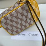 Michael Kors Butter Multi Phone Crossbody Sloan SM Top Zip Front Pocket Photo 2