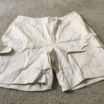 CHAPS  Women's 8 Khaki Beige Shorts Pockets Casual Photo 0