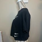 Nike  Women's Black Crop Top medium Photo 3