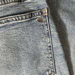 Madewell  The Mom‎ High Rise Tapered Leg Light Wash Jeans Women's 26 Photo 4