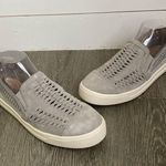 Hush Puppies  Gabbie Grey Leather Slip On Loafers Women’s Size 8.5 Photo 3