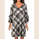 Gabby Skye Women’s  Black & Tan Criss Cross Pattern Anywhere Bell Cuffs Dress 4 Photo 1