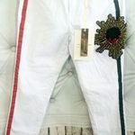 NWT Paris Collection White denim jeans Rhinestones appliqué detail women size 1 Photo 3