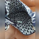 Vera Bradley , Navy Blue Cross-Body Bag, In Great condition! Photo 3