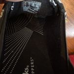 Clarks  Cloudsteppers Womens Sz 10 Breeze Ave Sneakers Black Sunflowers 26167814 Photo 1