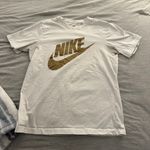 Nike shirt Photo 0