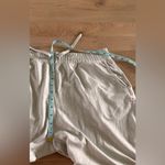 Vuori  women’s performance jogger ecru heather size X-Large Photo 6