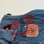New Direction New Directions Women’s Boho Indie Embroidered Embellished‎ Denim Vest Size M Photo 4