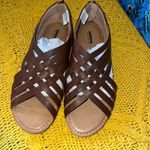 Sonoma NWOT  Size 8 Brown Sandals Photo 1