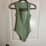 OQQ Women's 1 Piece Bodysuit Sexy Ribbed Strappy Square Neck Sleeveless Sz Large Green Photo 7