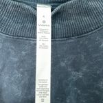 Lululemon  Crewneck Photo 2