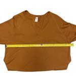 Abound  Brown Long Sleeve V Neck Shirt Size Medium Photo 2